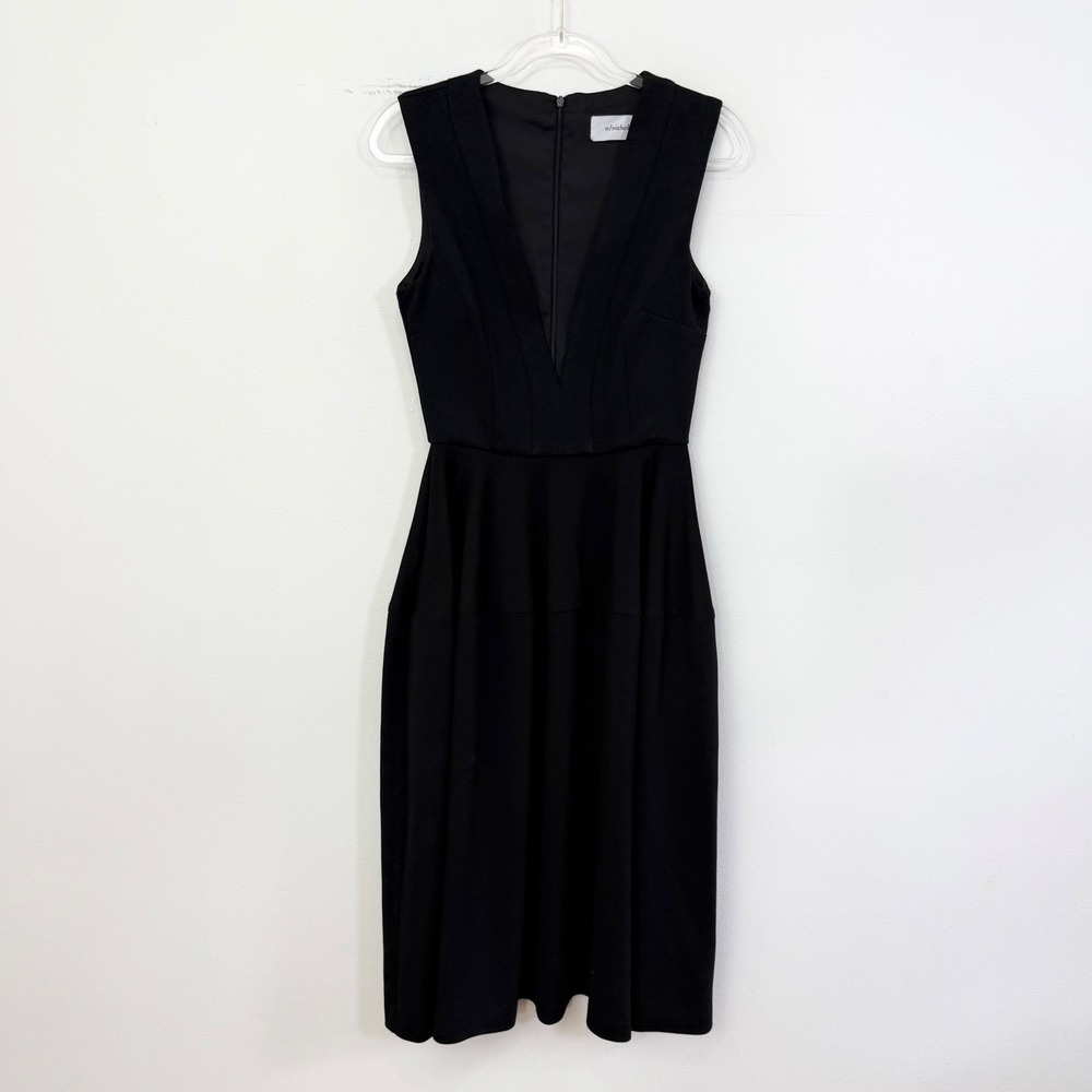 N/Nicholas Black Deep V Neck Fit and Flare Midi Dress Size 4